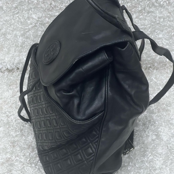 TORY BURCH Quilted Fleming Backpack main image 10